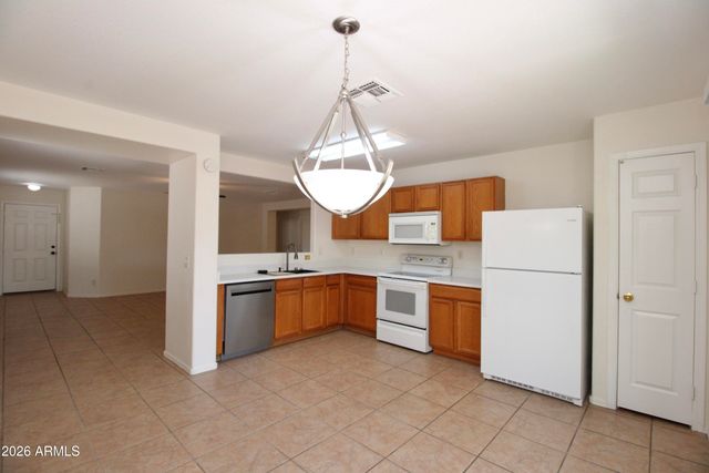 667 W Jardin Drive, Casa Grande, AZ 85122