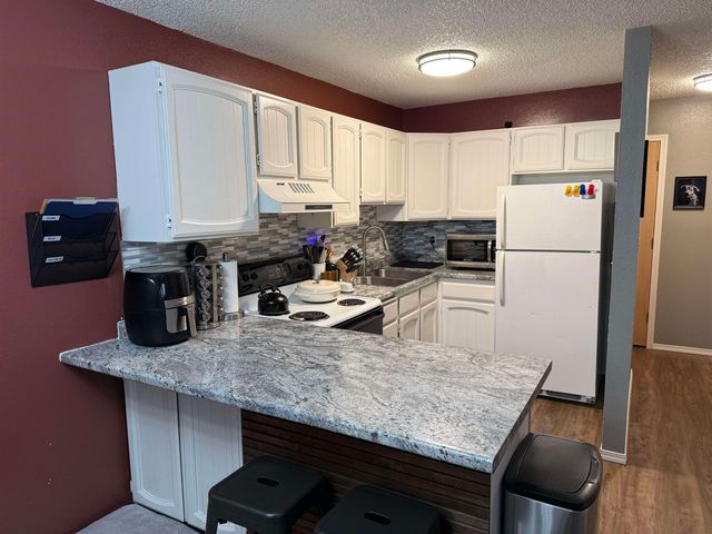 228 WOODRIDGE STREET, Fairbanks, AK 99709