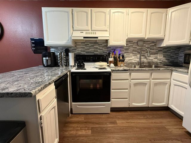 228 WOODRIDGE STREET, Fairbanks, AK 99709