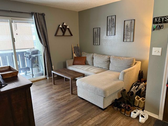 228 WOODRIDGE STREET, Fairbanks, AK 99709