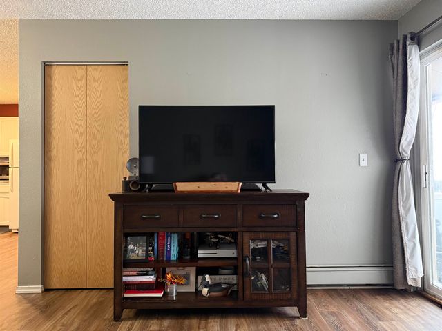 228 WOODRIDGE STREET, Fairbanks, AK 99709