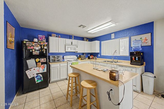 2607 W BLOCH Road, Phoenix, AZ 85041