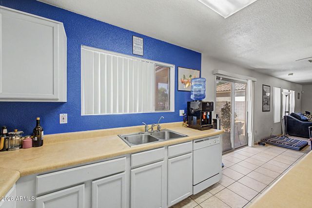 2607 W BLOCH Road, Phoenix, AZ 85041