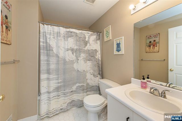 2141 Jordan Court, Mahwah, NJ 07430