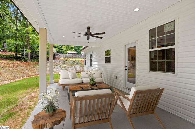 207 Eastview Drive, Pickens, SC 29671
