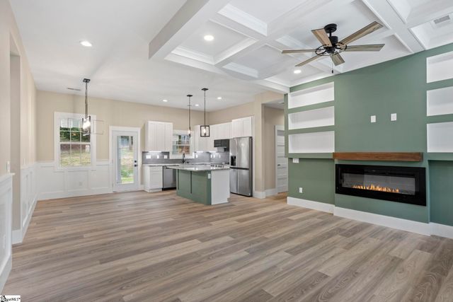 207 Eastview Drive, Pickens, SC 29671