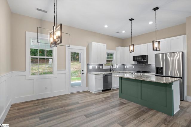 207 Eastview Drive, Pickens, SC 29671