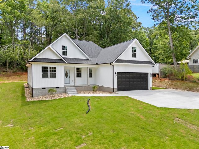 207 Eastview Drive, Pickens, SC 29671