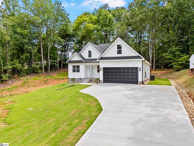 207 Eastview Drive, Pickens, SC 29671