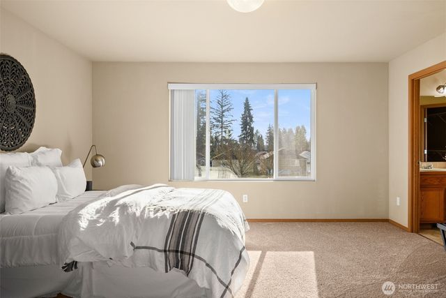 629 Shirehill Street, Bremerton, WA 98310