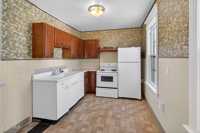 1617 Campbell Avenue, Schenectady, NY 12306