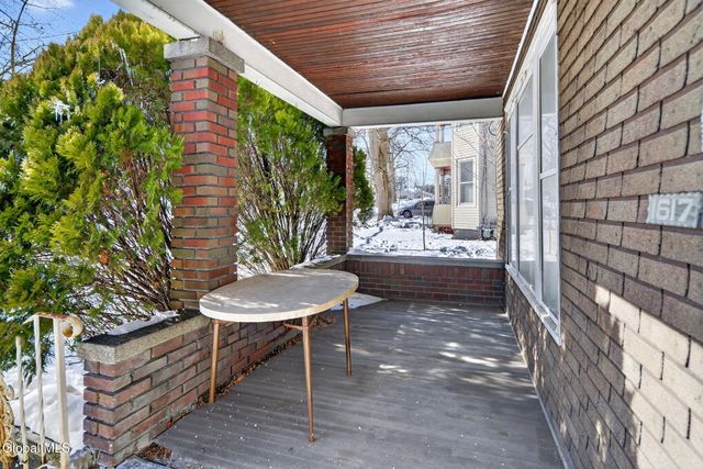 1617 Campbell Avenue, Schenectady, NY 12306