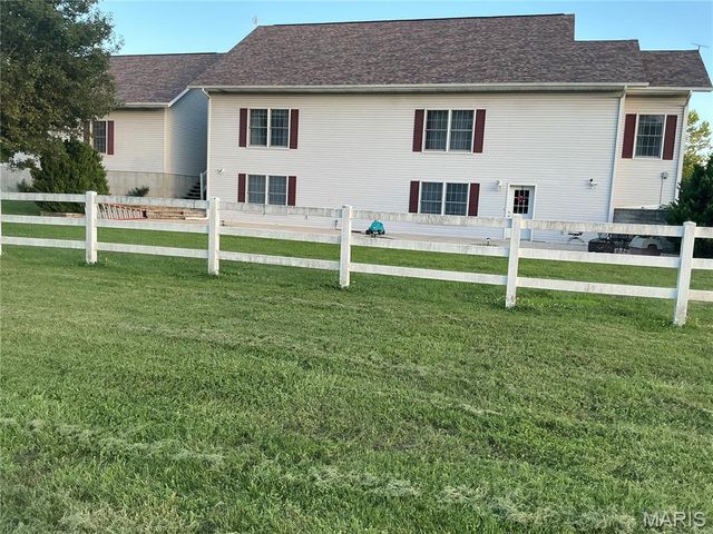 11996 County Road 3290, Rolla, MO 65401