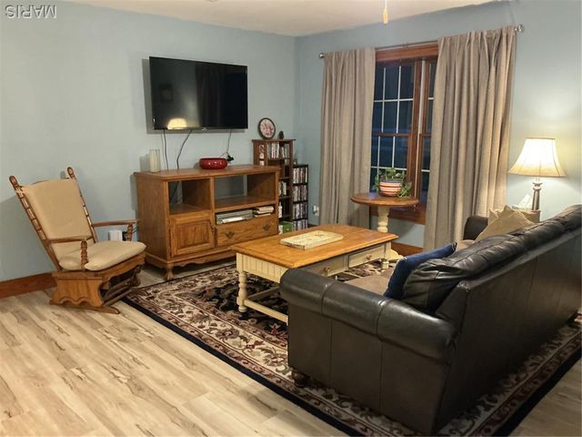 11996 County Road 3290, Rolla, MO 65401