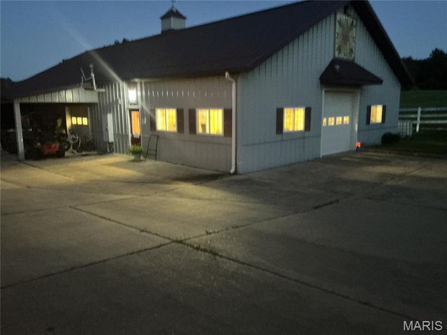 11996 County Road 3290, Rolla, MO 65401