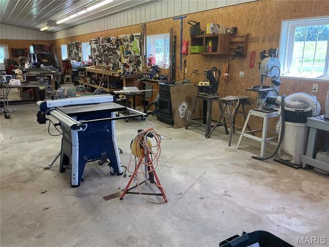 11996 County Road 3290, Rolla, MO 65401