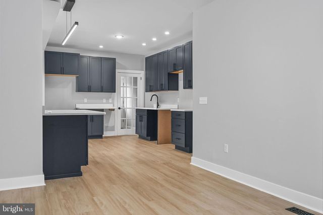 316 WALNUT ST, Royersford, PA 19468