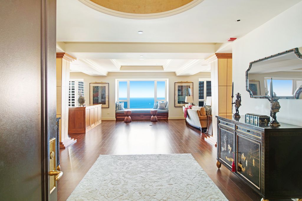 800 N MICHIGAN Avenue 4201, Chicago, IL 60611 — photo 2
