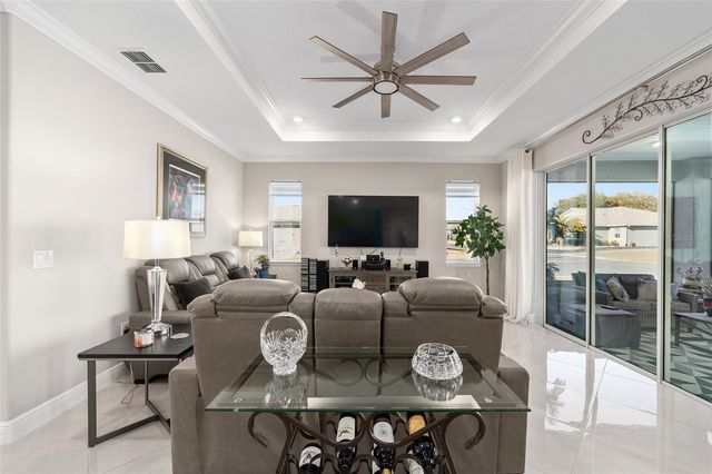 8003 SW 95TH COURT, Ocala, FL 34481