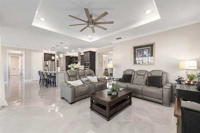 8003 SW 95TH COURT, Ocala, FL 34481