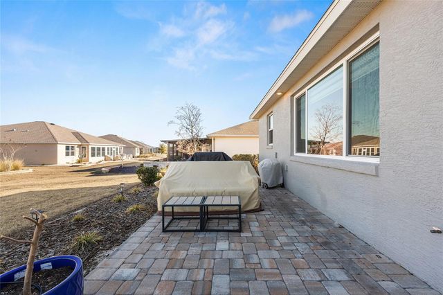 8003 SW 95TH COURT, Ocala, FL 34481