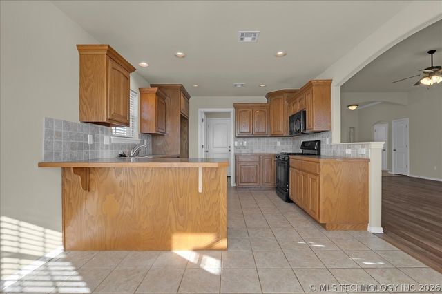 2405 W Quinton Street, Broken Arrow, OK 74011