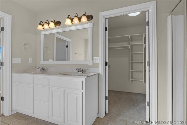 2405 W Quinton Street, Broken Arrow, OK 74011