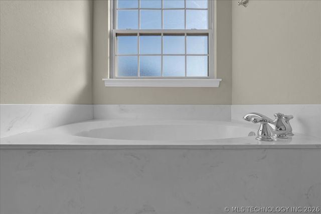 2405 W Quinton Street, Broken Arrow, OK 74011