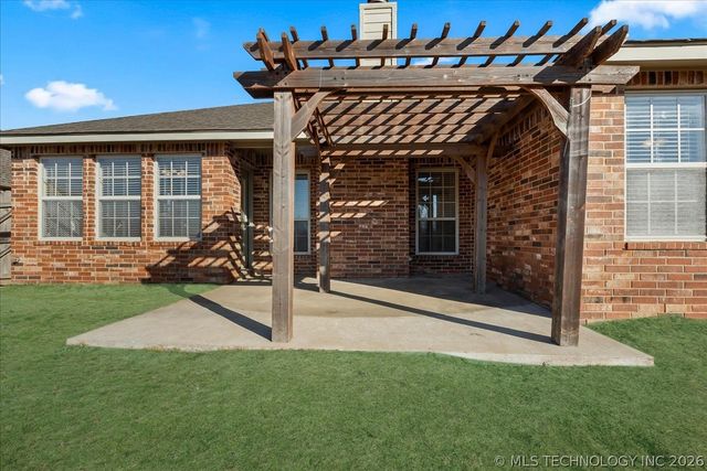 2405 W Quinton Street, Broken Arrow, OK 74011