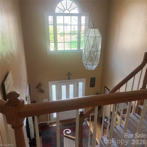 8010 Painted Pony Court, Charlotte, NC 28269