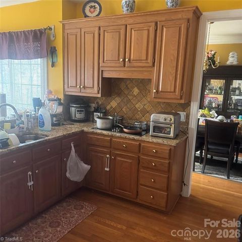 8010 Painted Pony Court, Charlotte, NC 28269