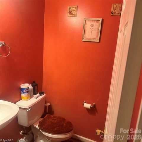 8010 Painted Pony Court, Charlotte, NC 28269