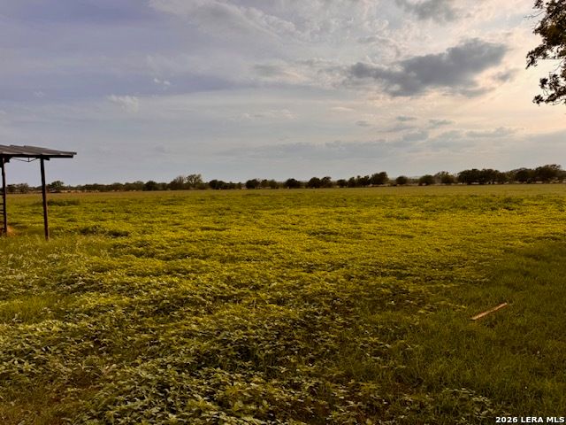 1115 County Road 669, Devine, TX 78016