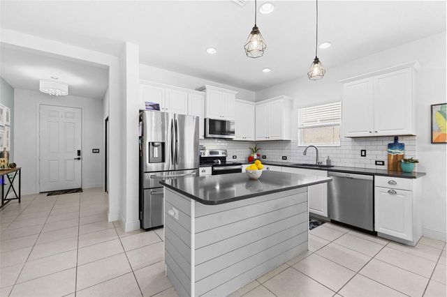 1316 THORNBURY DRIVE, Parrish, FL 34219