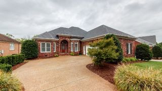 665 Springlake Dr, Franklin, TN 37064