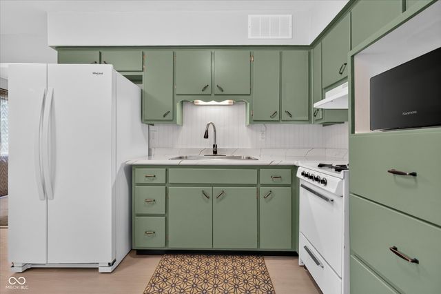 356 N Hugo Street, Indianapolis, IN 46229