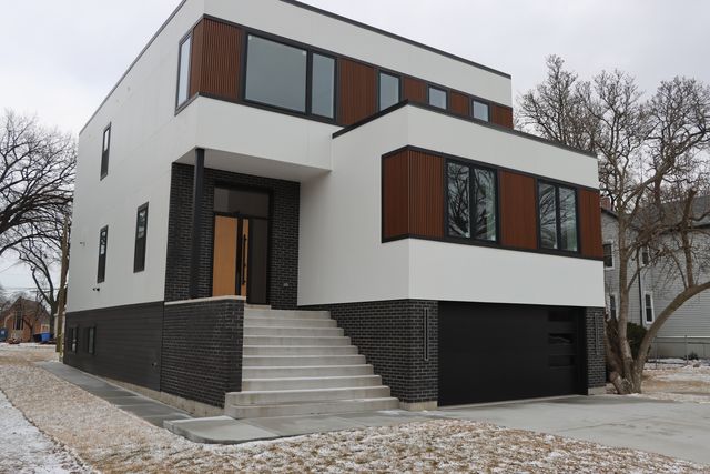 10009 S Beverly Avenue, Chicago, IL 60643