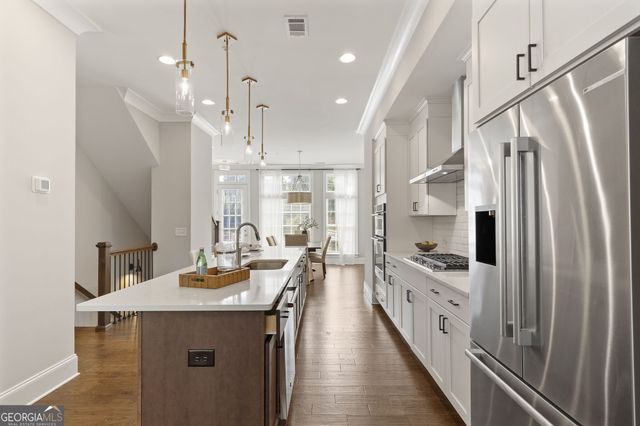 6654 Sterling Drive, Atlanta, GA 30328