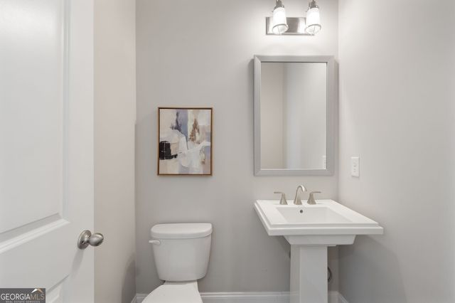 6654 Sterling Drive, Atlanta, GA 30328