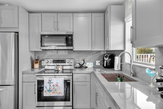 1007 Hialeah Lane, Key Largo, FL 33037