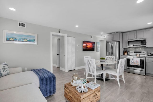 1007 Hialeah Lane, Key Largo, FL 33037