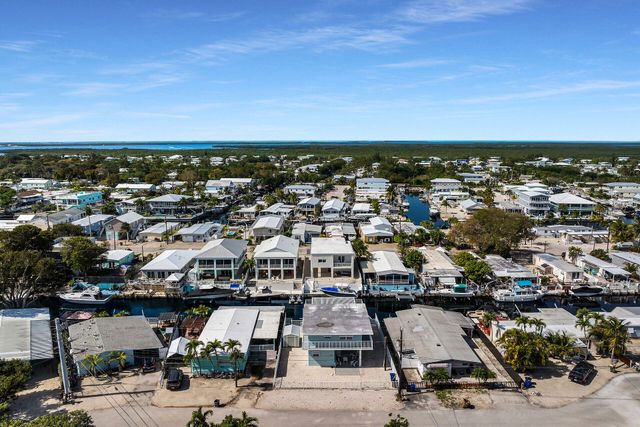 1007 Hialeah Lane, Key Largo, FL 33037