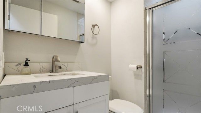 14256 Victory Boulevard 3, Van Nuys (los Angeles), CA 91401