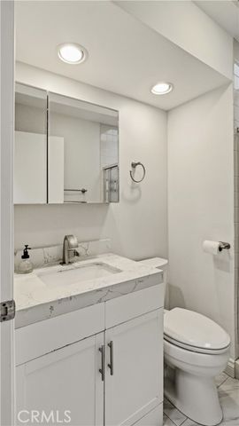 14256 Victory Boulevard 3, Van Nuys (los Angeles), CA 91401