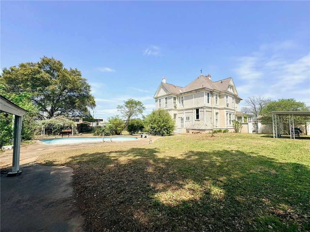 402 Cedar Street, Hearne, TX 77859 — photo 4