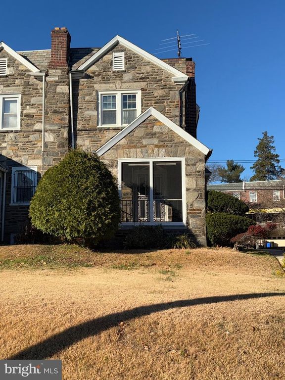 5725 DREXEL RD E, Philadelphia, PA 19131