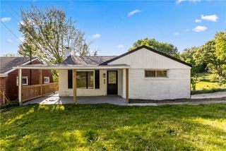 609 Monaca Rd, Hopewell Twp, PA 15001