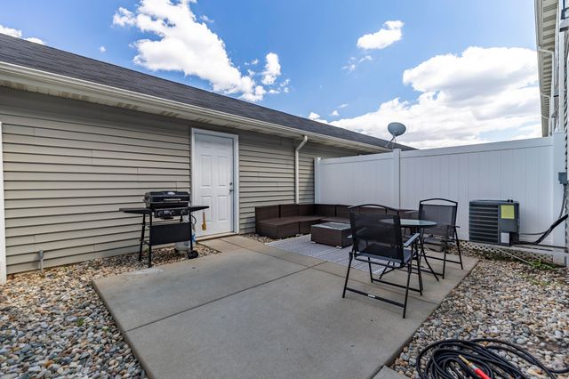 11527 Rhode Island Street, Crown Point, IN 46307