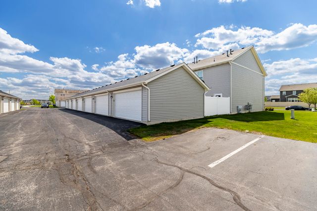 11527 Rhode Island Street, Crown Point, IN 46307
