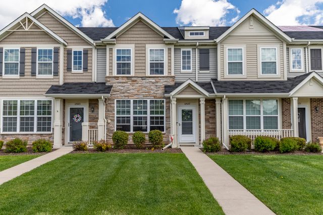 11527 Rhode Island Street, Crown Point, IN 46307